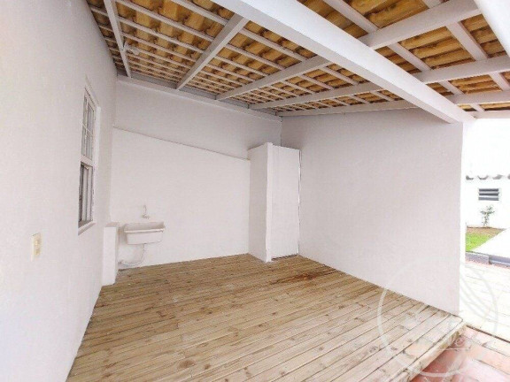 Imagem Casa com 3 Quartos à Venda, 261 m² em Balneário - Florianópolis Imagem Casa com 3 Quartos à Venda, 261 m² em Balneário - Florianópolis