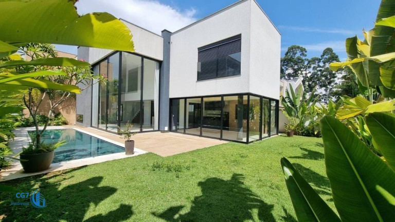 Sobrado com 4 Quartos à Venda, 386 m² em Tamboré - Santana De Parnaíba