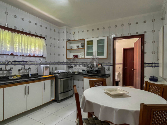 Imagem Casa com 4 Quartos à Venda, 315 m² em Vila Capivari - Campos Do Jordão