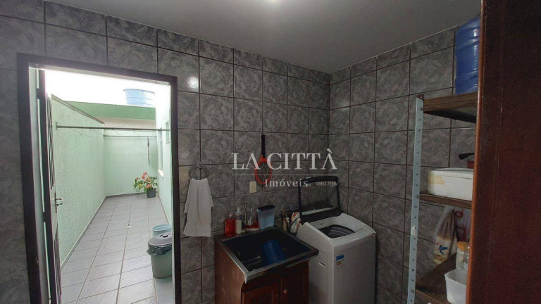 Imagem Sobrado com 5 Quartos à Venda, 350 m² em São Judas - Itajaí Imagem Sobrado com 5 Quartos à Venda, 350 m² em São Judas - Itajaí