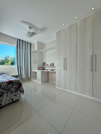 Imagem Casa com 4 Quartos à Venda, 220 m² em Colina De Laranjeiras - Serra Imagem Casa com 4 Quartos à Venda, 220 m² em Colina De Laranjeiras - Serra