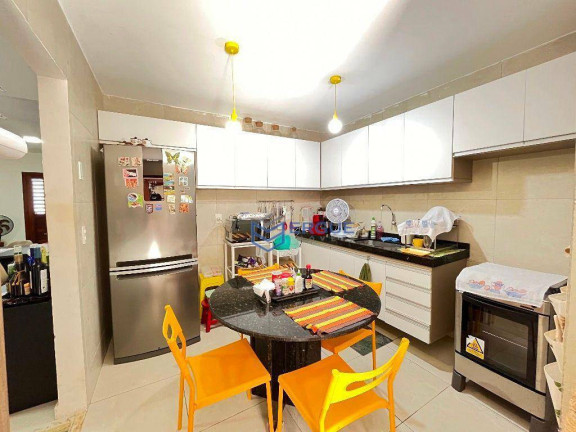 Imagem Casa com 4 Quartos à Venda, 140 m² em Urucunema - Eusébio