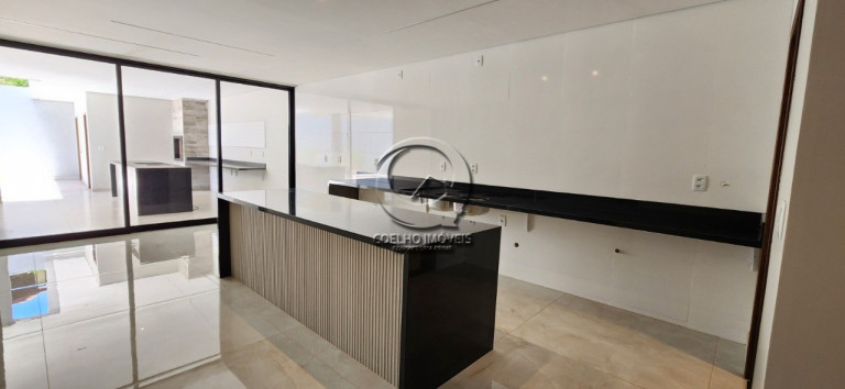 Imagem Casa com 3 Quartos à Venda, 270 m² em Arniqueira - águas Claras