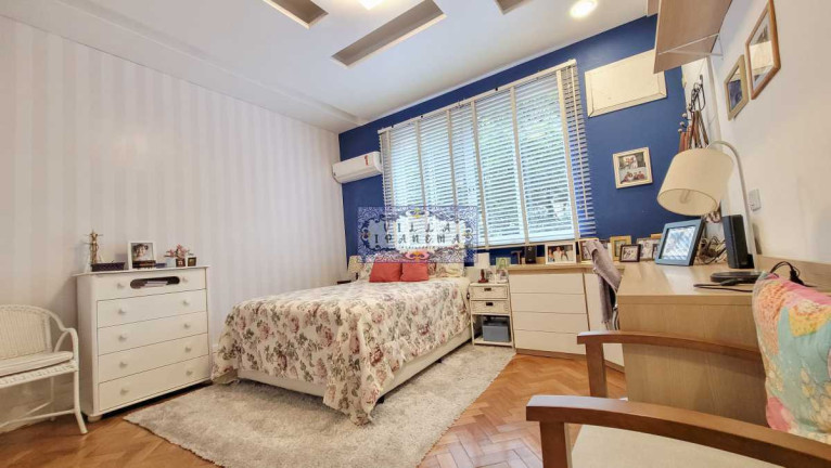Imagem Apartamento com 3 Quartos à Venda, 140 m² em Copacabana - Rio De Janeiro