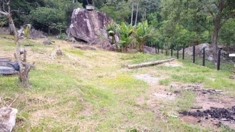 Imagem Chácara com 4 Quartos à Venda, 90 m² em Centro - Paraibuna Imagem Chácara com 4 Quartos à Venda, 90 m² em Centro - Paraibuna