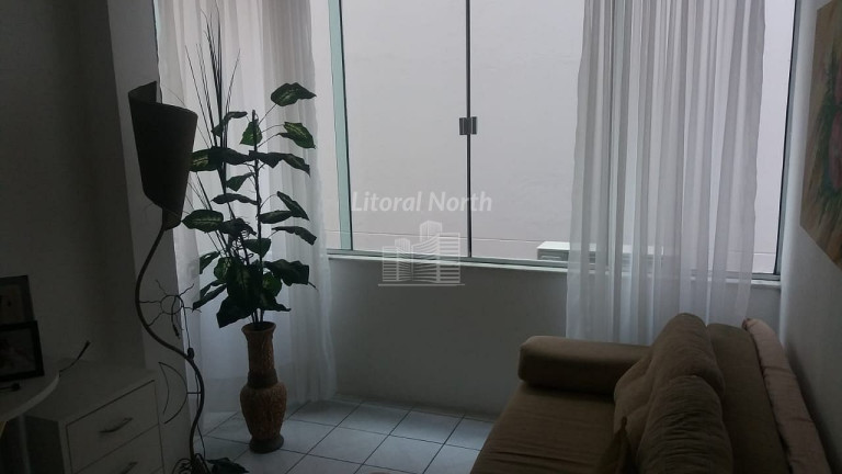 Imagem Apartamento com 2 Quartos à Venda, 76 m² em Centro - Balneário Camboriú