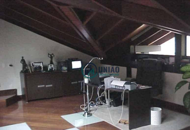 Imagem Casa com 4 Quartos à Venda, 551 m² em Itaipu - Niterói Imagem Casa com 4 Quartos à Venda, 551 m² em Itaipu - Niterói