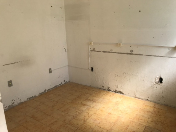 Imagem Casa com 5 Quartos à Venda, 240 m² em Vila Ipiranga - Porto Alegre Imagem Casa com 5 Quartos à Venda, 240 m² em Vila Ipiranga - Porto Alegre