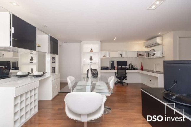 Apartamento com 2 Quartos à Venda,  em Vila Cordeiro - São Paulo