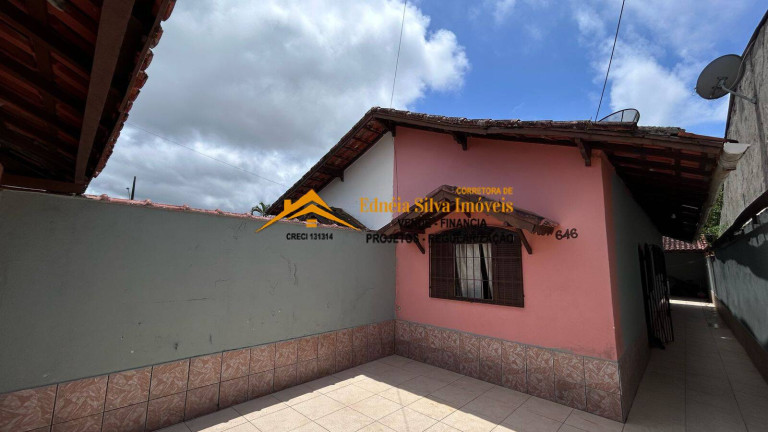 Imagem Casa com 2 Quartos à Venda, 125 m² em Balneário Itaóca - Mongaguá Imagem Casa com 2 Quartos à Venda, 125 m² em Balneário Itaóca - Mongaguá