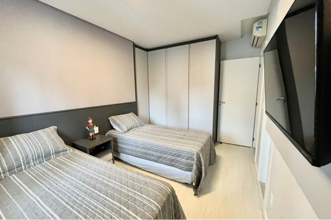 Imagem Imóvel com 3 Quartos à Venda, 122 m² em Pioneiros - Balneário Camboriú