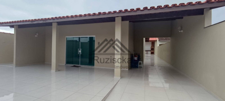 Casa com 3 Quartos à Venda, 185 m² em Jardim Grandesp - Itanhaém