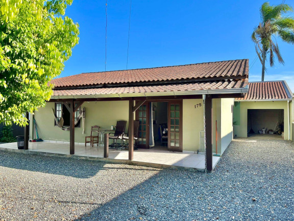 Casa com 4 Quartos à Venda, 172 m² em Centro - Balneário Barra Do Sul