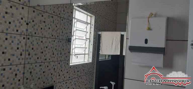 Imagem Casa com 3 Quartos à Venda, 230 m² em Centro - Jacareí