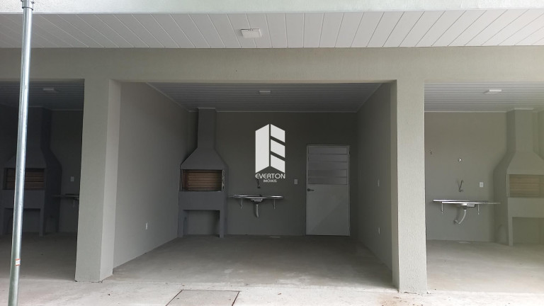 Imagem Apartamento com 2 Quartos à Venda, 48 m² em Patronato - Santa Maria
