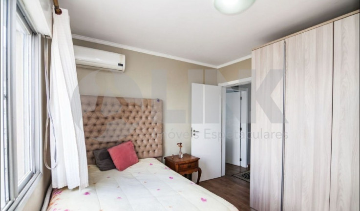 Imagem Imóvel com 3 Quartos à Venda, 155 m² em São Sebastião - Porto Alegre