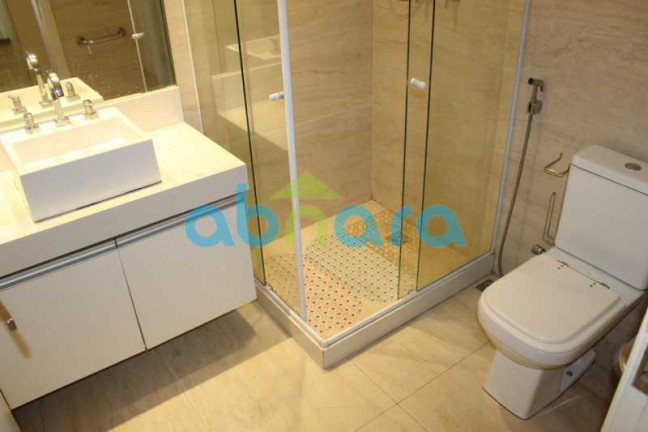 Imagem Apartamento com 4 Quartos à Venda, 200 m² em Copacabana - Rio De Janeiro Imagem Apartamento com 4 Quartos à Venda, 200 m² em Copacabana - Rio De Janeiro