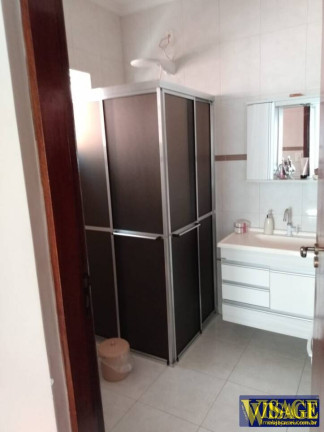 Imagem Casa com 3 Quartos à Venda, em Cid. Jardim - Jacareí Imagem Casa com 3 Quartos à Venda, em Cid. Jardim - Jacareí