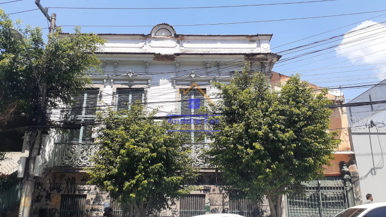 Casa com 5 Quartos à Venda, 350 m² em São Cristóvão - Rio De Janeiro