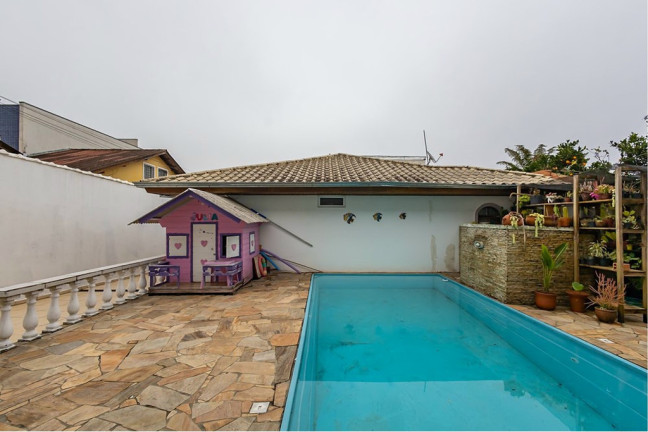 Imagem Casa com 6 Quartos à Venda, 300 m² em Boa Vista - Curitiba Imagem Casa com 6 Quartos à Venda, 300 m² em Boa Vista - Curitiba