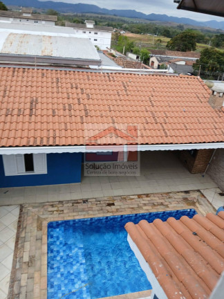 Imagem Casa com 4 Quartos para Alugar,  em Vila Independência - Caçapava