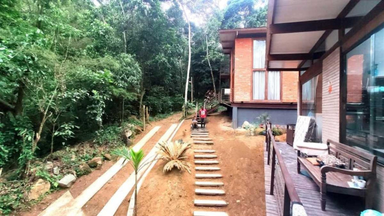 Imagem Casa com 6 Quartos à Venda, 250 m² em Vargem Grande - Rio De Janeiro Imagem Casa com 6 Quartos à Venda, 250 m² em Vargem Grande - Rio De Janeiro