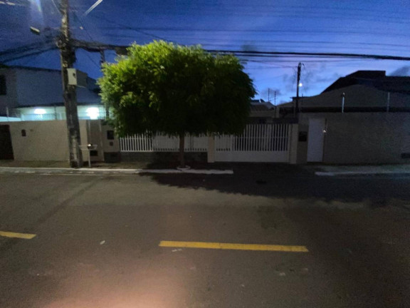 Imagem Casa com 4 Quartos à Venda, 300 m² em Farolândia - Aracaju Imagem Casa com 4 Quartos à Venda, 300 m² em Farolândia - Aracaju