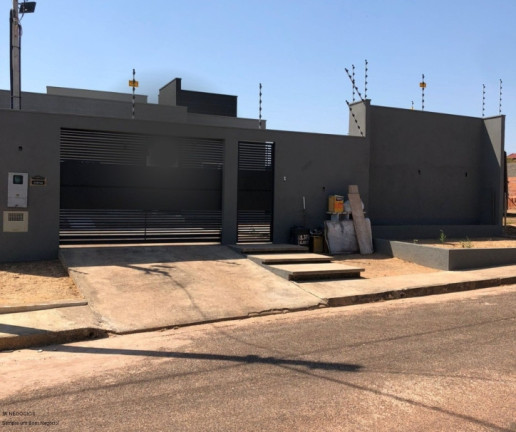 Casa com 3 Quartos à Venda, 300 m² em Vila Verde - Cacoal