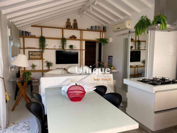 Imagem Casa com 2 Quartos à Venda, 120 m² em Ferradura - Armação Dos Búzios