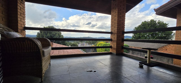 Imagem Imóvel com 4 Quartos à Venda, 312 m² em Jardim Dos Pinheiros - Atibaia