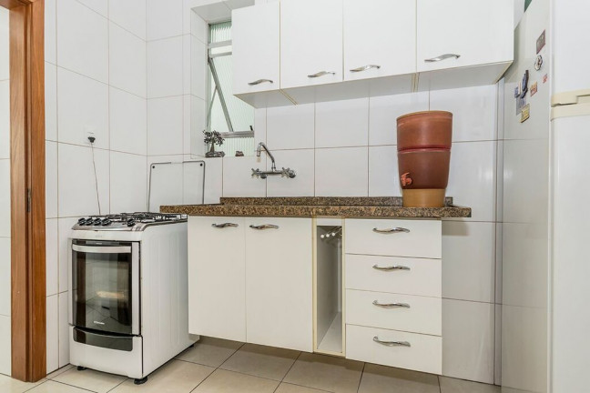 Imagem Apartamento com 2 Quartos à Venda, 77 m² em Santana - Porto Alegre