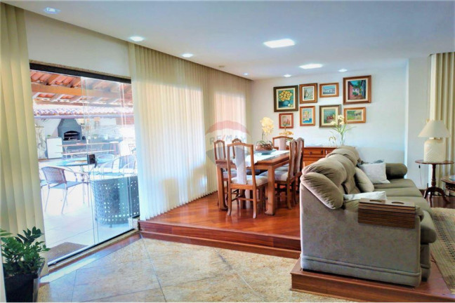 Imagem Casa com 5 Quartos à Venda, 277 m² em Freguesia (jacarepaguá) - Rio De Janeiro