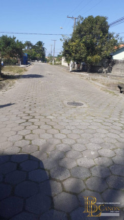 Imagem Casa com 2 Quartos à Venda, em Itanhaém Imagem Casa com 2 Quartos à Venda, em Itanhaém