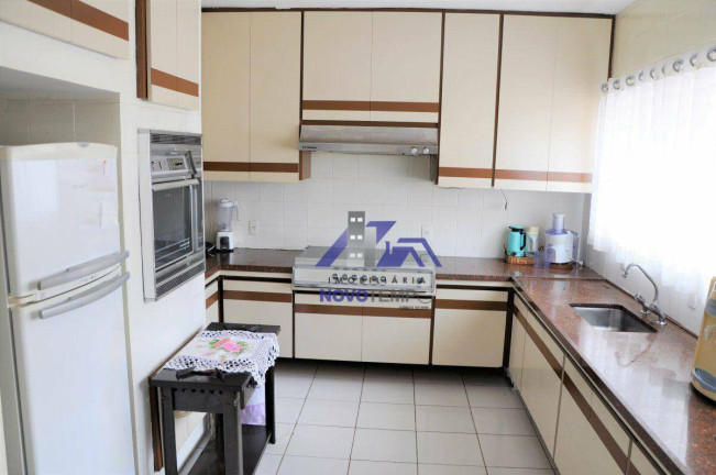 Imagem Casa com 6 Quartos à Venda, 431 m² em Vila De São Fernando - Cotia