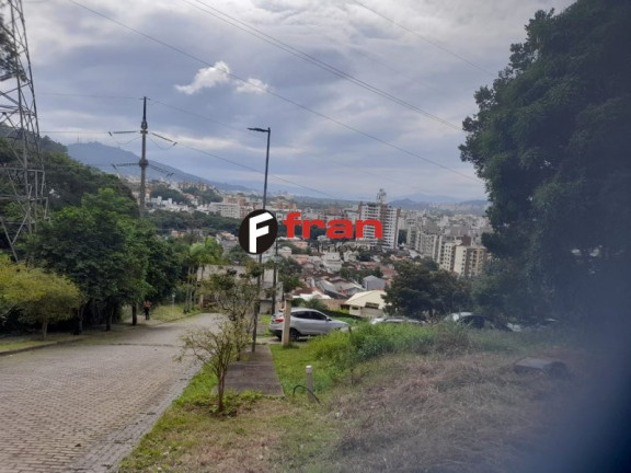 Imóvel à Venda, 530 m² em Córrego Grande - Florianópolis