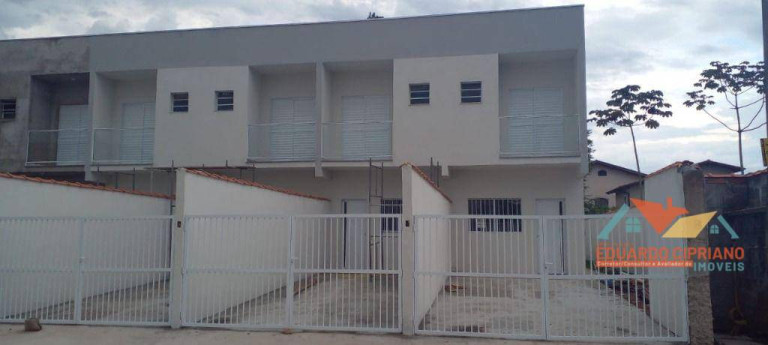 Casa com 2 Quartos à Venda, 100 m² em Portal Da Fazendinha - Caraguatatuba