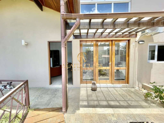 Imagem Casa com 4 Quartos à Venda, 1.205 m² em Jardim Indaiá - Embu Das Artes