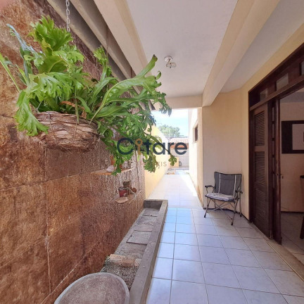 Imagem Casa com 4 Quartos à Venda, 309 m² em Sapiranga - Fortaleza Imagem Casa com 4 Quartos à Venda, 309 m² em Sapiranga - Fortaleza