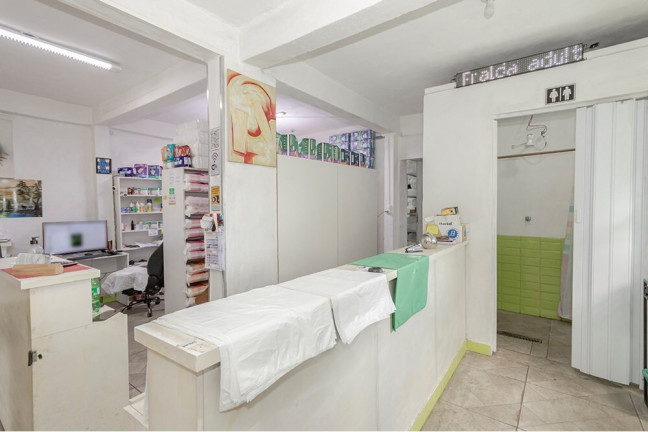 Imagem Casa com 2 Quartos à Venda, 200 m² em Cavalhada - Porto Alegre