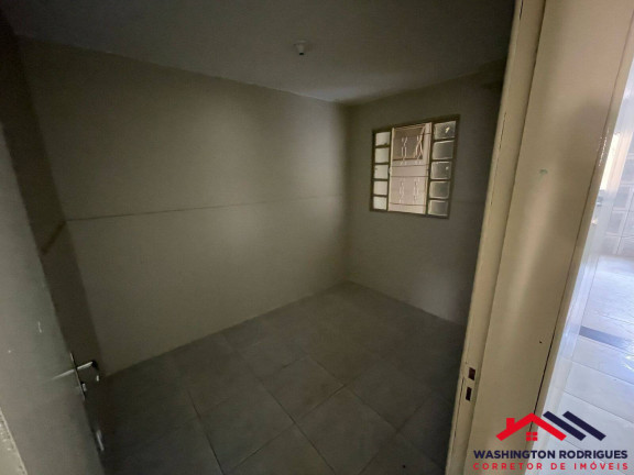 Imagem Casa com 4 Quartos à Venda, 240 m² em Samambaia Sul (samambaia) - Brasília