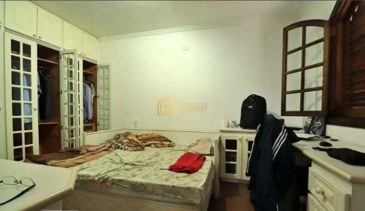 Imagem Casa com 4 Quartos à Venda, 300 m² em Utinga - Santo André