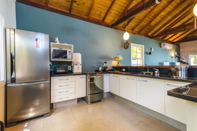 Imagem Imóvel com 3 Quartos à Venda, 137 m² em Cacupé - Florianópolis