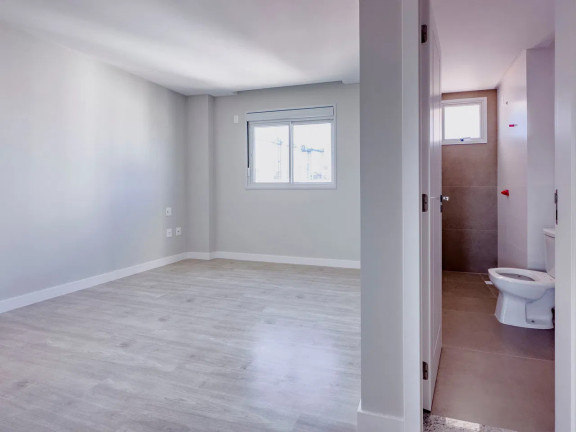 Imagem Apartamento à Venda, 135 m² em Centro - Balneário Camboriú Imagem Apartamento à Venda, 135 m² em Centro - Balneário Camboriú