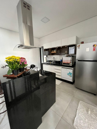 Imagem Casa com 3 Quartos à Venda, 192 m²