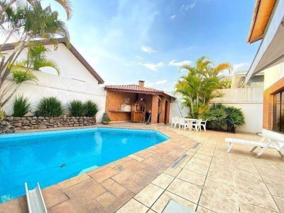 Imagem Casa com 4 Quartos à Venda, 380 m² em Alphaville - Santana De Parnaíba Imagem Casa com 4 Quartos à Venda, 380 m² em Alphaville - Santana De Parnaíba