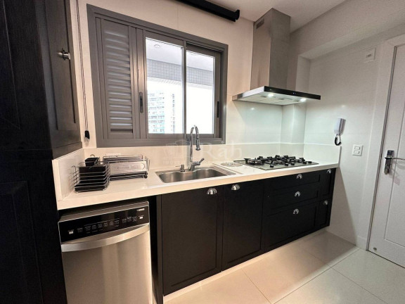 Imagem Apartamento com 4 Quartos à Venda, 182 m² em Centro - Balneário Camboriú Imagem Apartamento com 4 Quartos à Venda, 182 m² em Centro - Balneário Camboriú