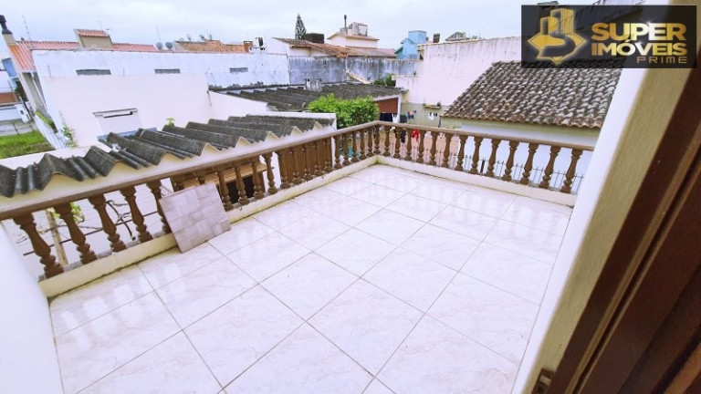 Imagem Casa com 3 Quartos à Venda, 360 m² em Centro - Pelotas