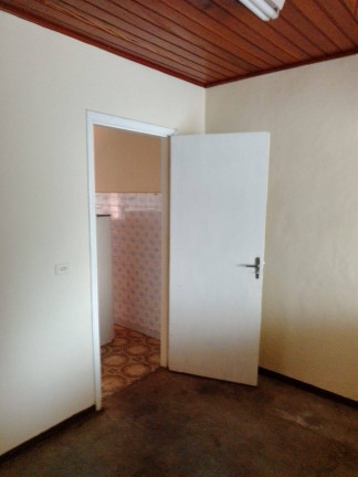 Imagem Casa com 3 Quartos para Alugar, em Arapongas Imagem Casa com 3 Quartos para Alugar, em Arapongas