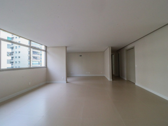 Imagem Imóvel com 3 Quartos à Venda, 235 m² em Santa Cecília - São Paulo Imagem Imóvel com 3 Quartos à Venda, 235 m² em Santa Cecília - São Paulo