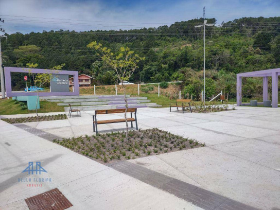 Imagem Terreno à Venda, 360 m² em Canasvieiras - Florianópolis Imagem Terreno à Venda, 360 m² em Canasvieiras - Florianópolis